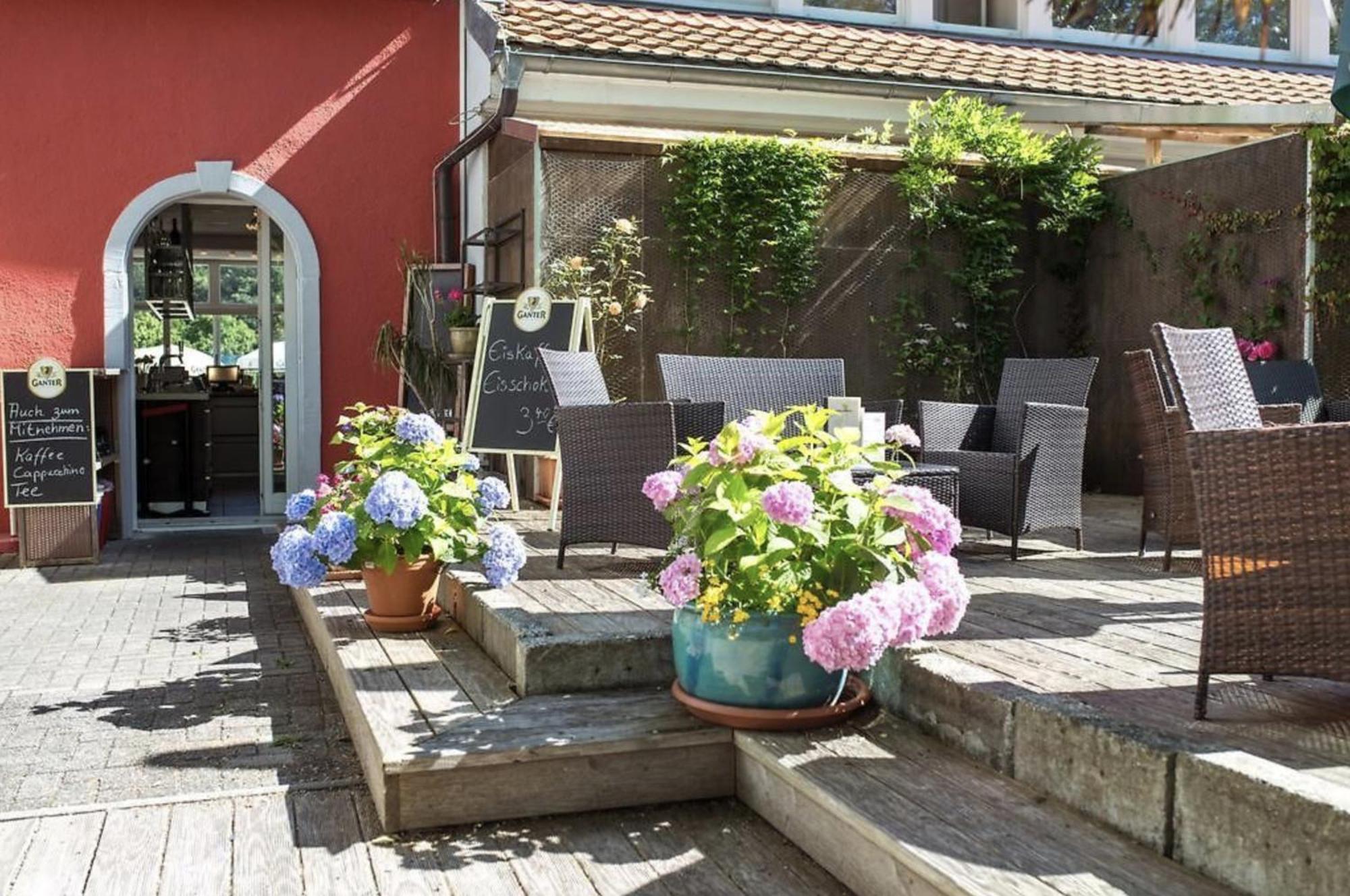 Hokk Hotel Фрайбург Екстериор снимка