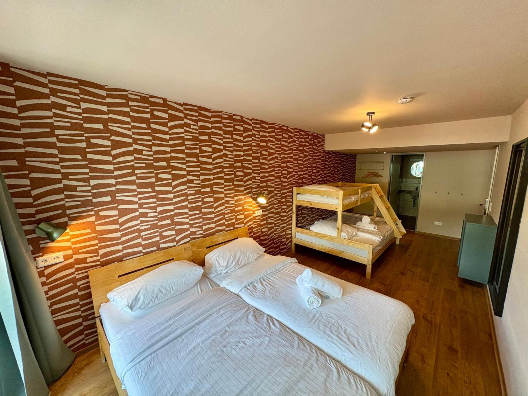 Hokk Hotel Фрайбург Екстериор снимка